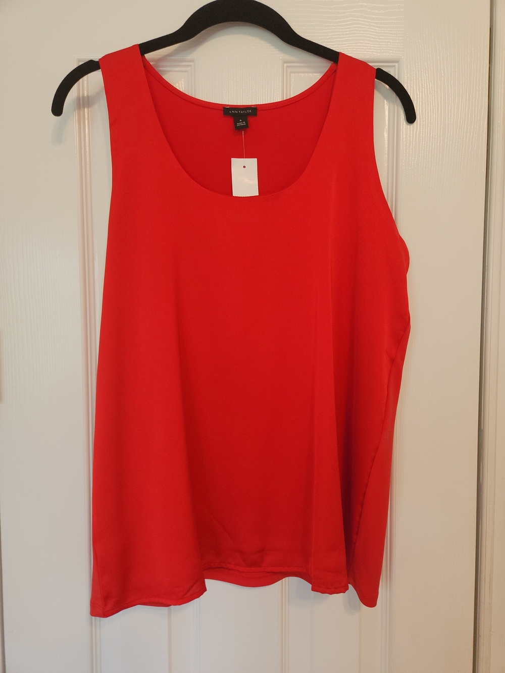 Ann Taylor Bright Red Scoop Neck Tank